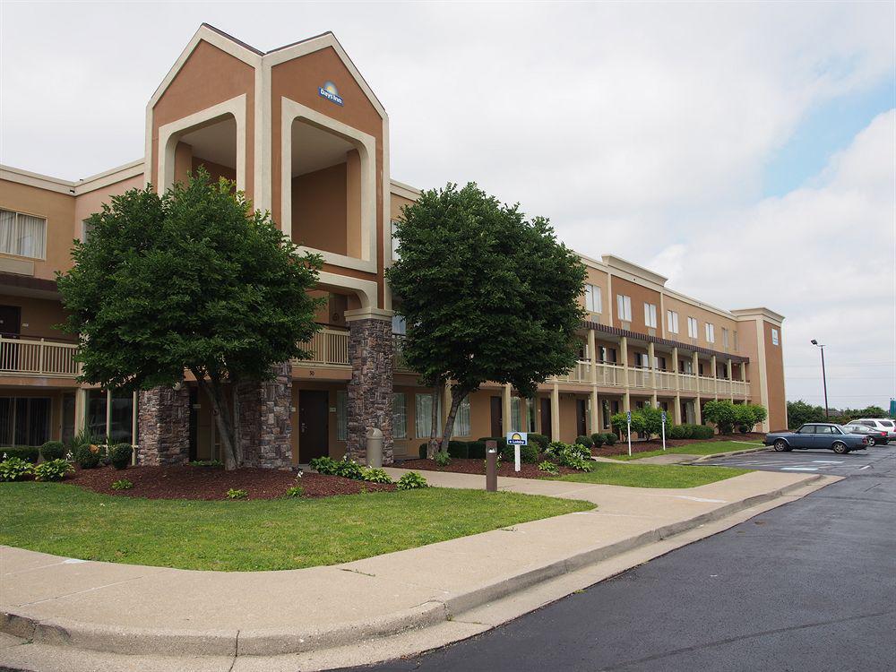 Days Inn By Wyndham Florence Cincinnati Area Exterior photo